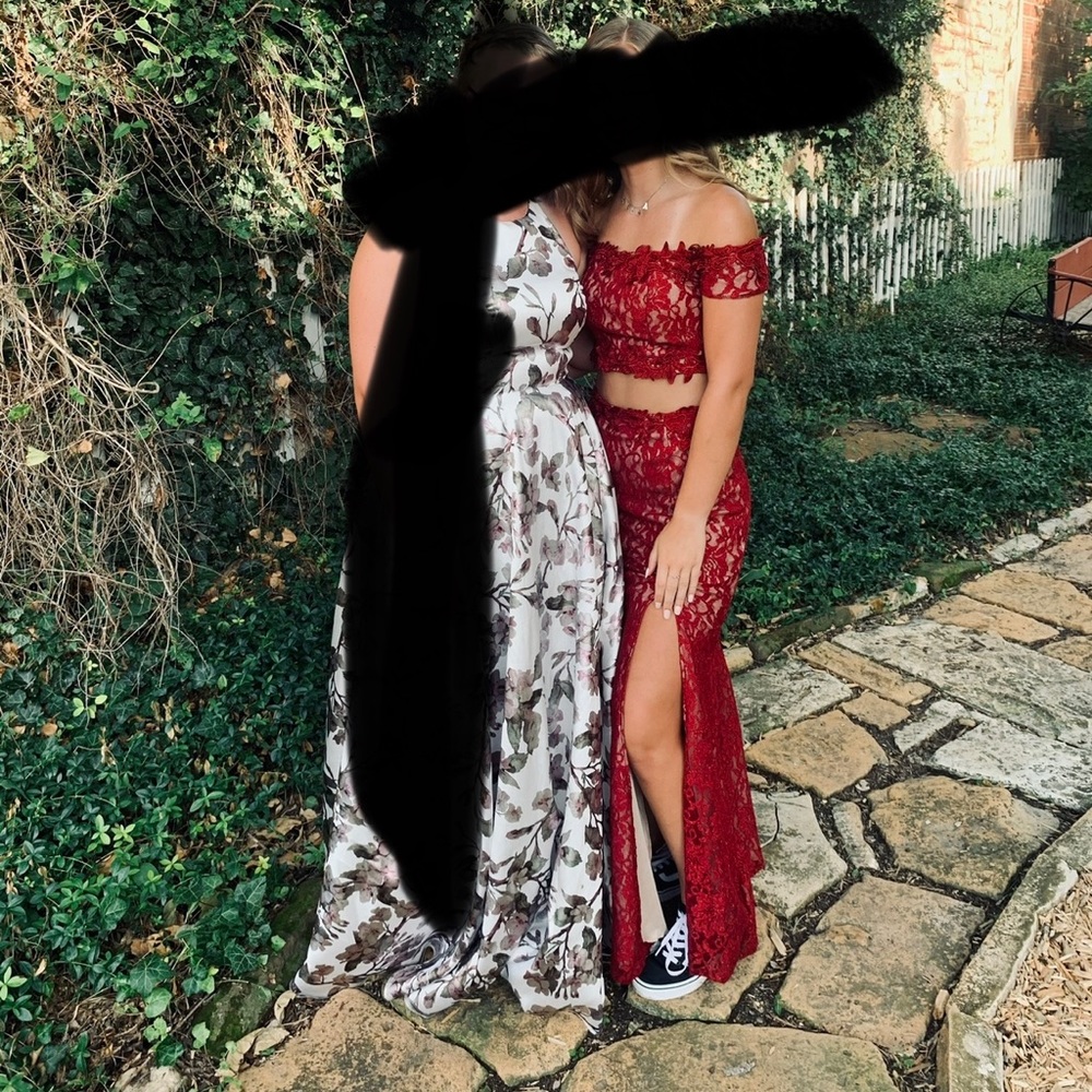 Sparkly Red 2 piece Prom Dress